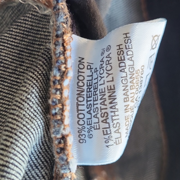 Reitmans Dark Denim Size 31 Bootcut - Picture 4 of 4